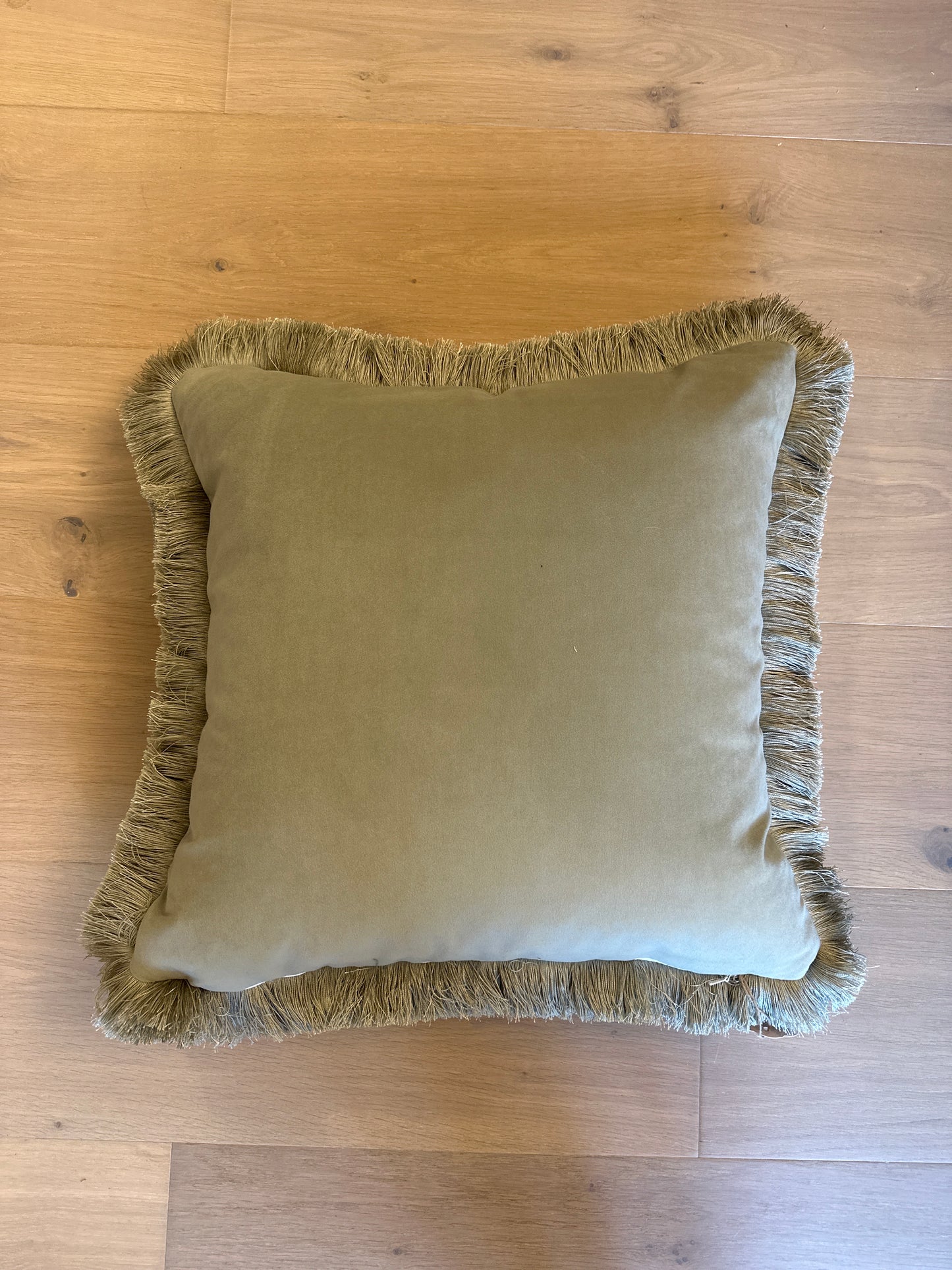 Raj sage cushion trimming