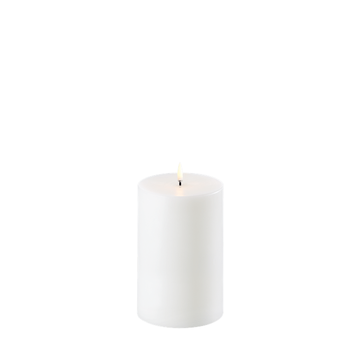 Pillar Candle, 10'1 x 15'2 cm